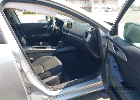 2017 Mazda Mazda3 Sport z USA, uszkodzony, nr VIN 3MZBN1K7XHM156255